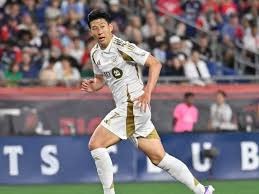 伯恩茅斯目标锁定三名意甲中卫引发关注